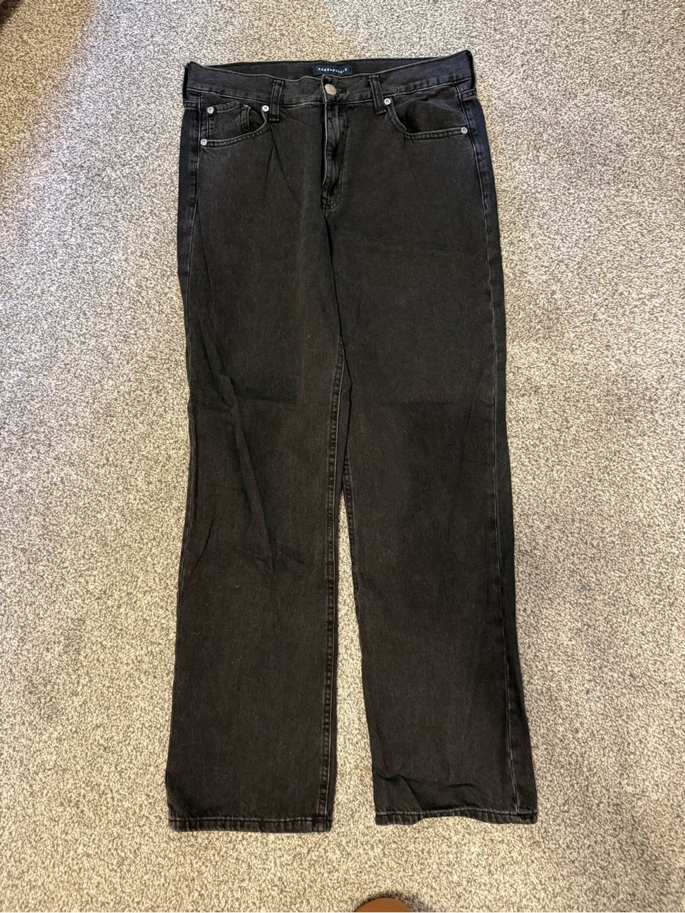 Aero 90s baggy jeans